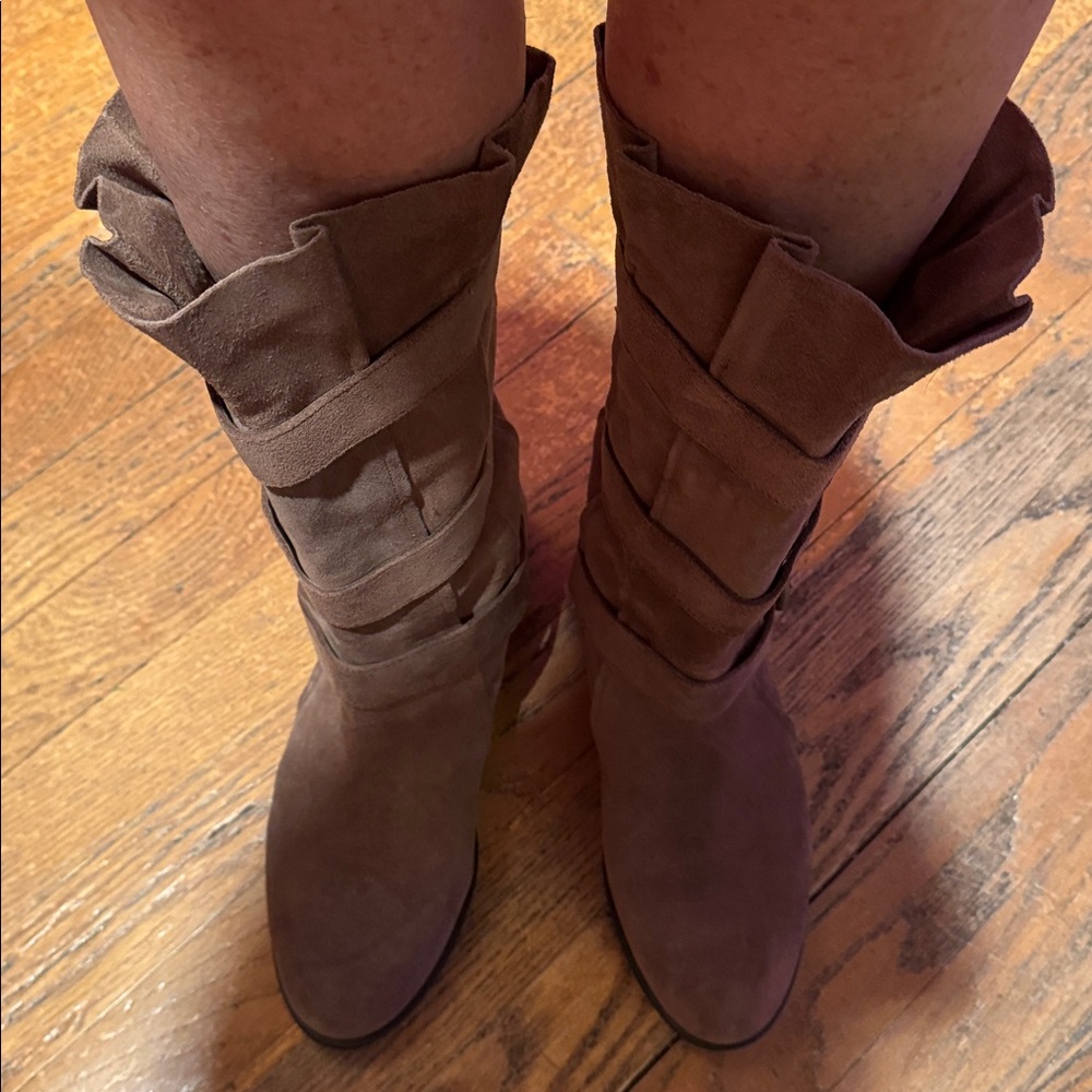 Women’s Hive & Honey Florence Boots. Size 8 - Picture 8 of 8